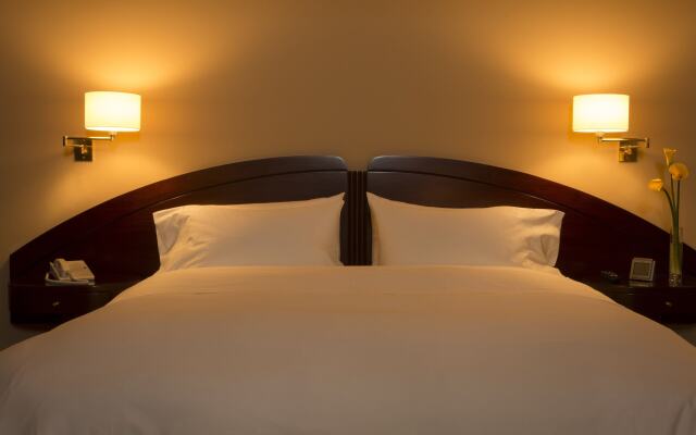 Royal Park Hotel