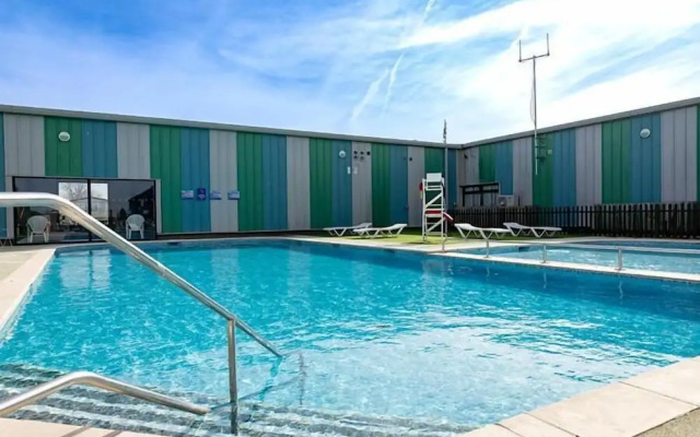 2br-sleeps6-wifi-freeparking-holidaypark