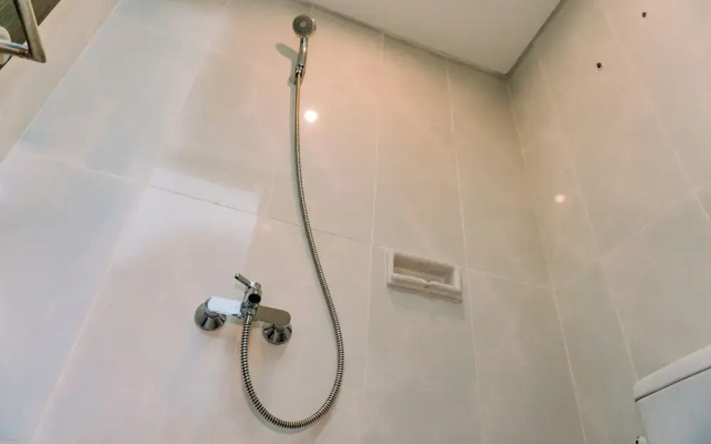 Fully Furnished And Simply Studio At Serpong Garden Apartment