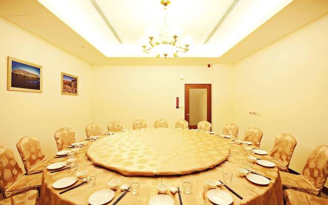 Yaling Hotel