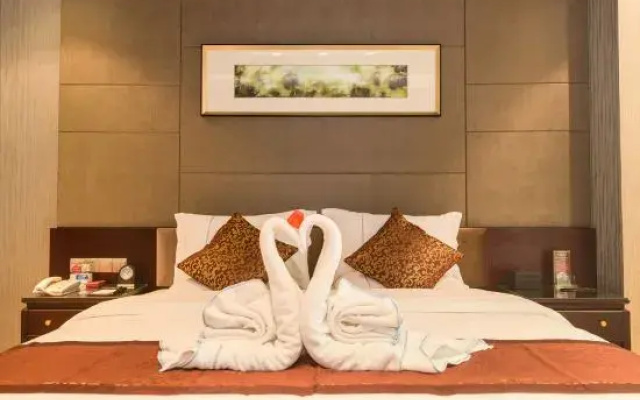 Huanuo Xinjinglun International Hotel