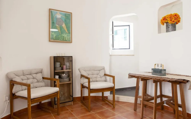 A27 - Caracol Corner Studio in Lagos
