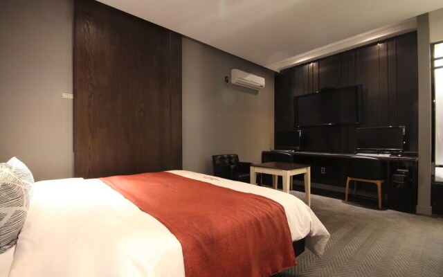 The Club Hotel Seomyeon