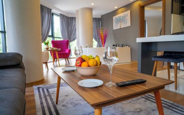 Parla Suite Hotel