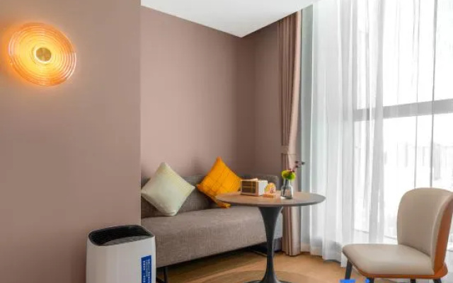 Homeinn Plus Hotel (Urumqi Chuangxin Guangchang) – Guest Rooms – Urumqi