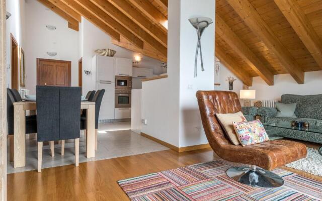 Vista D'Oro Ulivo Apt. 15