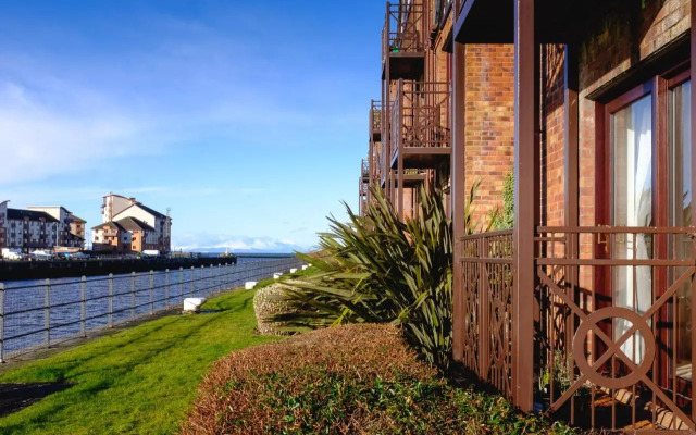 Mariners Wharf