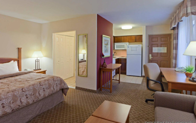 Staybridge Suites Chantilly - Dulles Airport by IHG