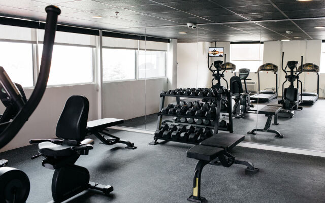 Trumbull and Porter Hotel