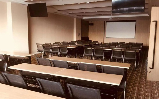 HanTing Youjia Hotel (Changchun High-tech Zone Silicon Valley Street)