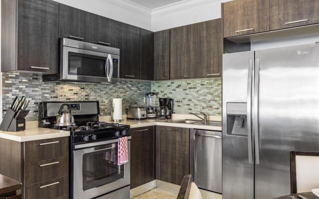 Beautiful One Bedroom Ground Level Palmaruba