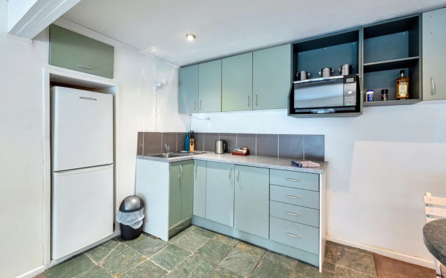 Rustic 1br in Kohimarama Parking & Wifi