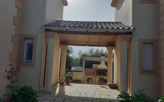 Villa Agrilida
