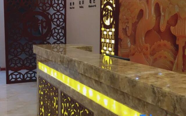 Yulong Business Hotel