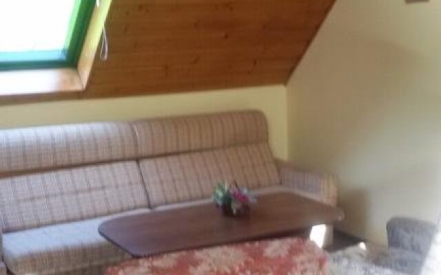 Pension No 30 And Restaurant In Chaloupky