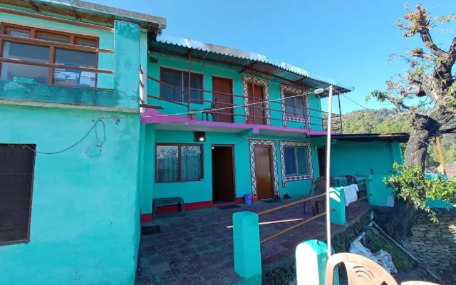 Goroomgo Homestay Kausani