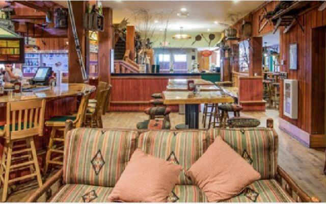 Woodstock Inn Station & Brewery