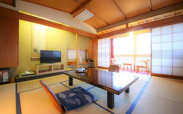 Mine Ryokan