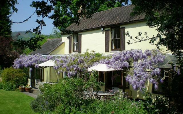 Holdfast Cottage Hotel
