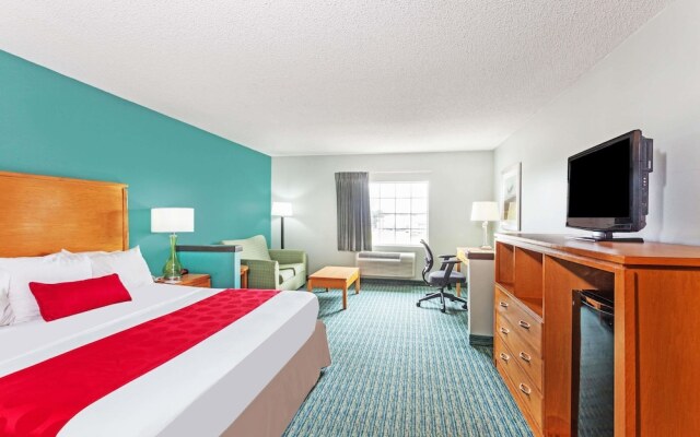 Comfort Inn & Suites Louisville Airport Fair&Expo