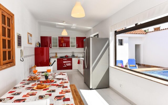 Casa La Marina Playa del Hombre NR With Pool