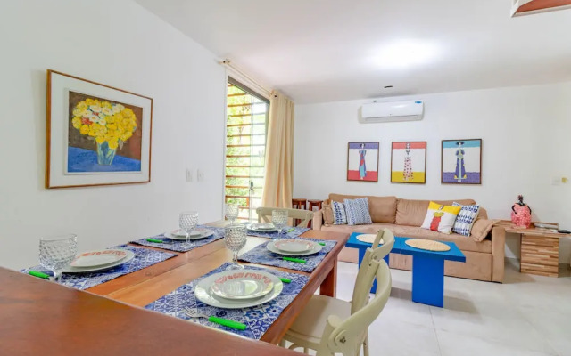 IT03 Bangalo Duplex 3 Suites Pe na Areia