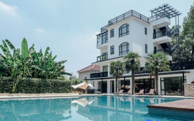 Yinye Moganshan Design Aesthetics Pool Resort Homestay