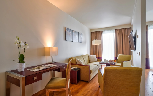 Clarion Paris CDG Airport Hotel
