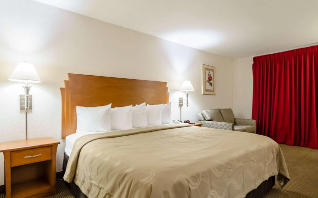 Quality Inn & Suites Salina West - фото 5