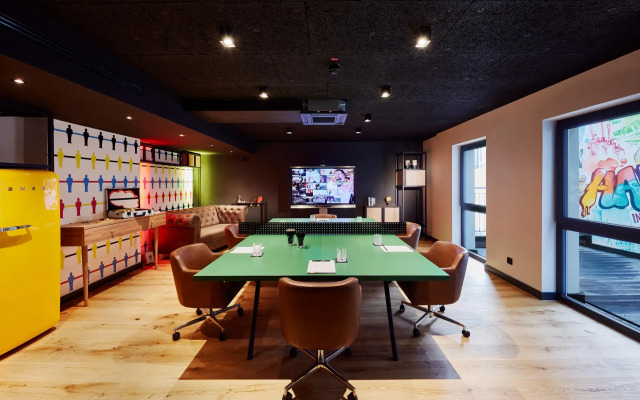 Me and All Hotel Hanover, by Hyatt