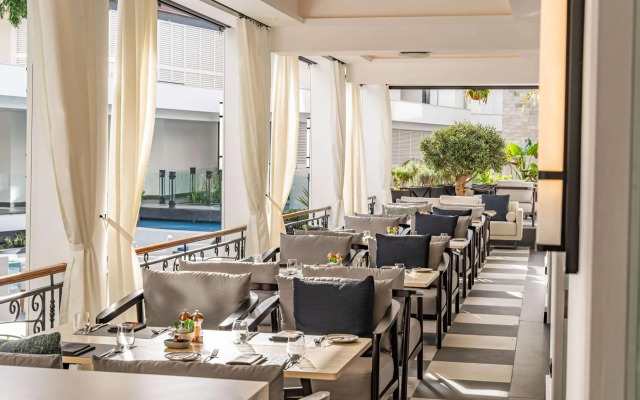 Kwetu Nairobi, Curio Collection By Hilton