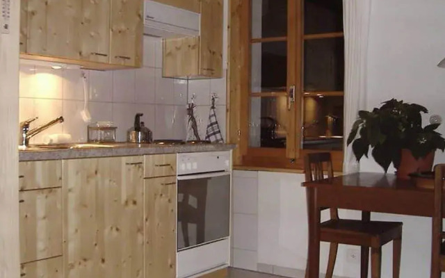 Scenic Holiday Home in Kandergrund With Altels View