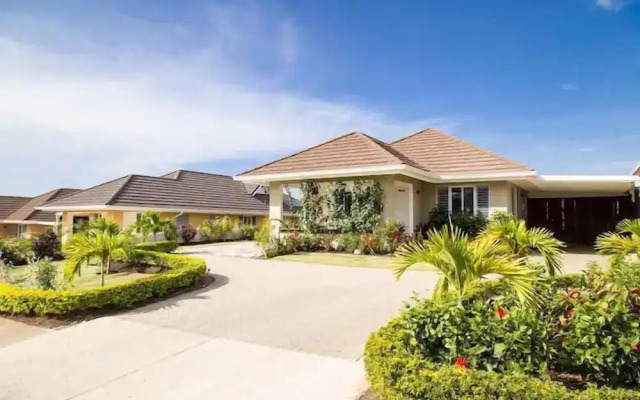 Coolshade Villa at Richmond