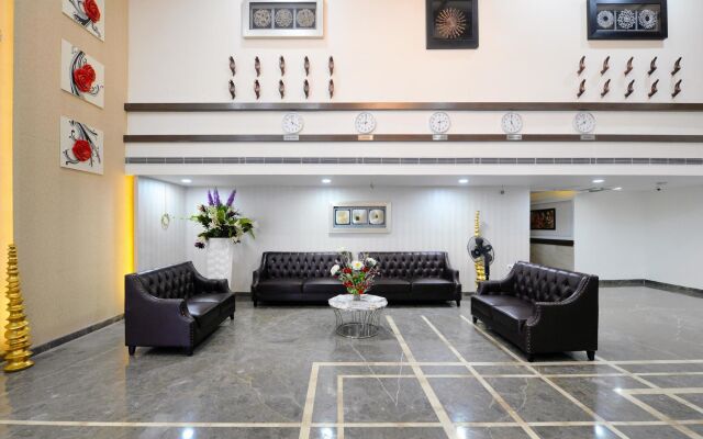 OYO 897 Hotel Surabhi Elite