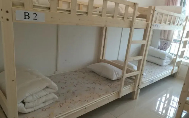 Shanghai Railway Station Hostel