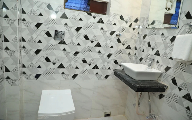 Aashhiana Guest House Entire 2BHK Service Apartments, Kolkata