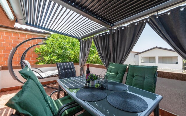 Stunning Apartment in Vir With Wifi and 2 Bedrooms