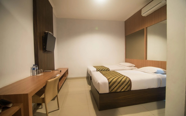 Dinasty Smart Hotel – Guest Rooms – Surakarta