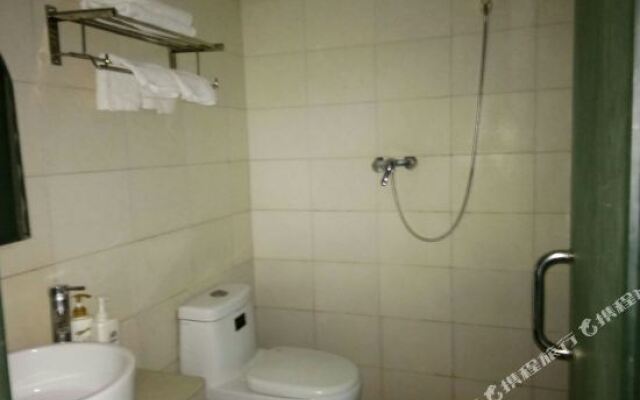 Yichang Huazhu Hotel