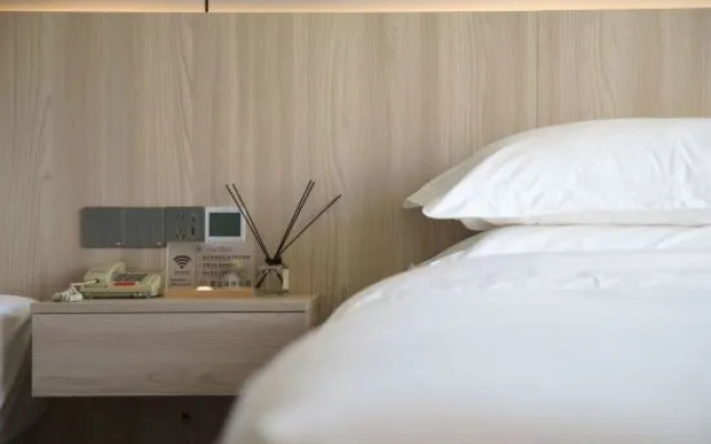 1982 Fashion Hotel (Taizhou East Business District)