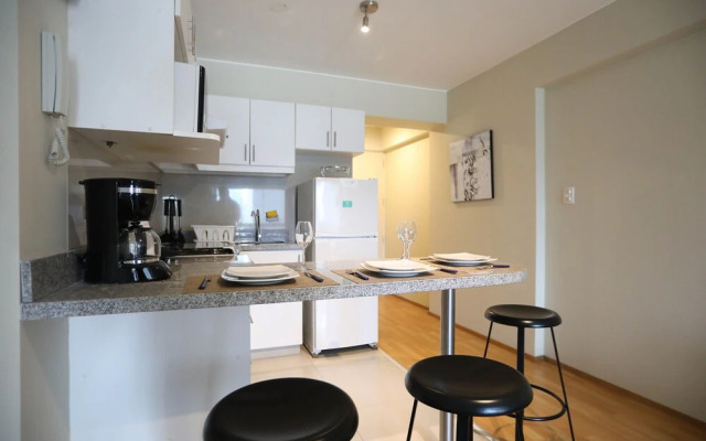 Relájate y recarga entre San Isidro y Miraflores