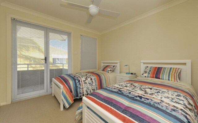 Sandcastles Unit 9 - Fingal Bay