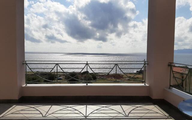 Wonderful seaside residence