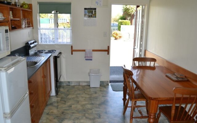 Anatoki Lodge Motel