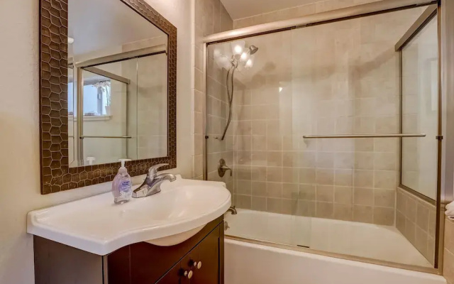 Paloma Place  Hot Tub | Game Room | Pool Table