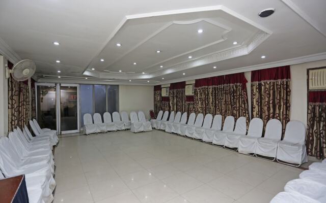 OYO 2257 Hotel MM Continental