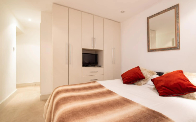 Niru 5-Star Hidden Secret on Earl's Court