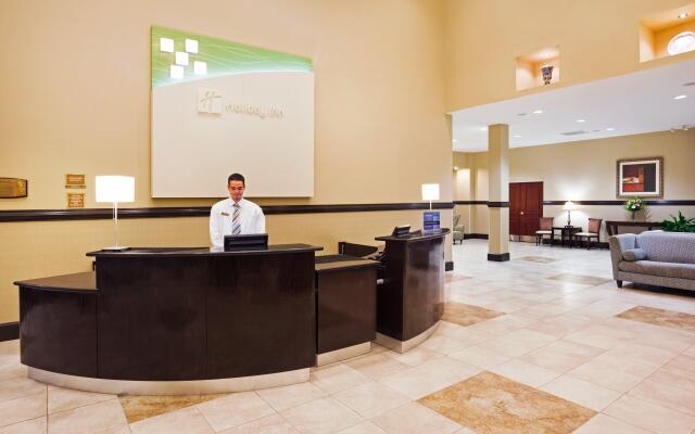 Holiday Inn Hotel & Suites Beaufort at Highway 21, an IHG Hotel