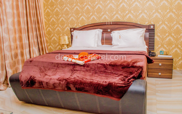 Peace Hotel and Suites