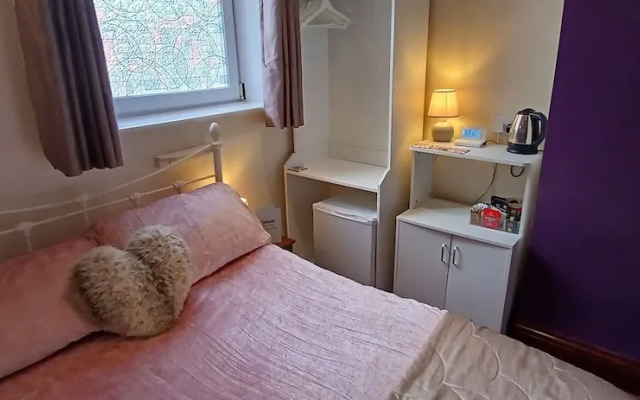 Selenite Guest House